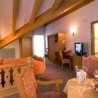 Junior Suite with Spa Access