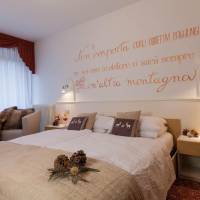 Queen Room with Balcony