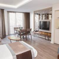 Comfort Suite with French Balcony and Kitchenette