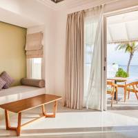 Grand Beach Suite with Pool