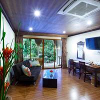 Deluxe Family Room