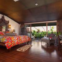 Superior King Suite