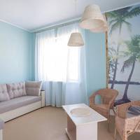 2 Room Queen Suite with Sea View