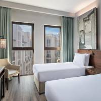 Superior Twin Room with Plaza View, 20% off F&B, Early Check-in (12 pm) Late Check-out (2 pm)