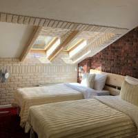 Standard Twin room with Mansarda