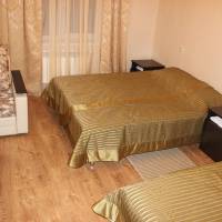 Comfort Triple Room with Shower