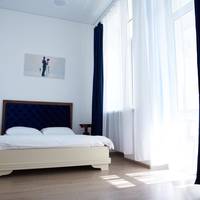 One-Bedroom Suite with Sea View