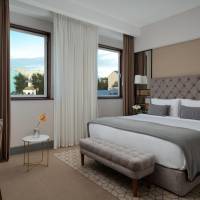 King Deluxe Room with City View