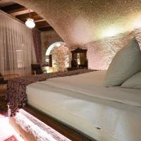 King Suite with Balcony