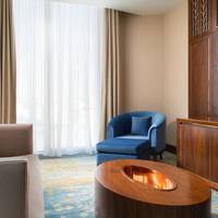 Deluxe King Suite