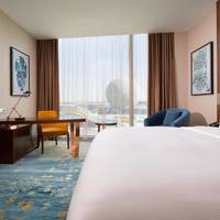 Deluxe King Room with View