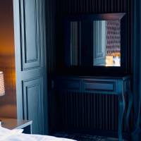 Suite with City View