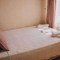 Deluxe Room (2 Adults + 1 Child)