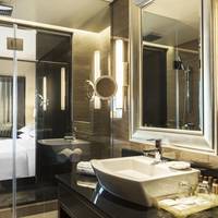 Deluxe Room, Guest room, 2 Twin/Single Bed(s), City view