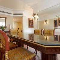 Two-Bedroom Presidential Suite