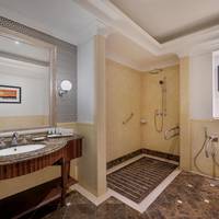 Deluxe Room, 1 King, Jungle Bay Waterpark access