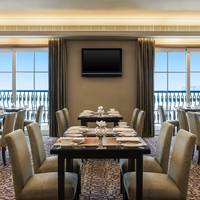 Executive Room, 1 King, Breakfast, Airport transfers, Happy Hour, Afternoon Tea, Executive Lounge and Jungle Bay Waterpark access