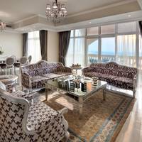 Superior 4 Bedroom Penthouse