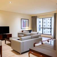 Family Room, Connecting King and Twin room
