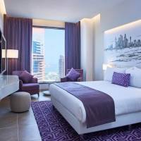 Deluxe King Suite with Skyline View