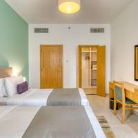 Deluxe one-bedroom