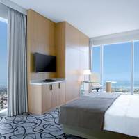 Prestige King Suite with Club Access