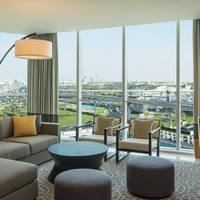 Three Bedroom Apartment, 3 Bedroom Apartment, Skyline view