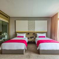 Classic Twin Room with Balcony