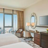 Executive Twin Room with Complementary Club Lounge Access