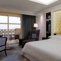 Deluxe Room City View, Guest room, 1 King, Balcony