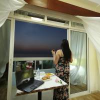 Deluxe Standard Seaview Room with  Balcony 