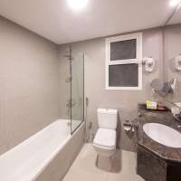 One-Bedroom Executive King Suite with Sea View - Smoking