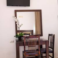 Quadruple Room with Shared Balcony