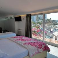 Triple Room with Sea View