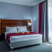 Standard Double Room with City View