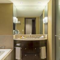Club lounge access, Guest room, 2 Twin/Single Bed(s)