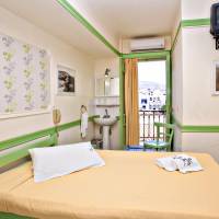 Single Room with Private External Bathroom and Partial  Sea View 