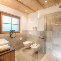 Deluxe Suite with Spa Bath