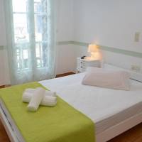 Economy Triple Room