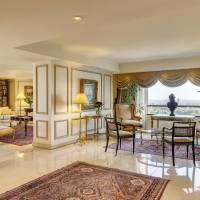 Four-Bedroom Presidential Suite with City view - Top Floor