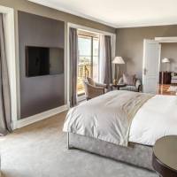 Executive Presidential King Suite - Non-Smoking