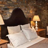 Cave Suite 2 Bedroom Sea View