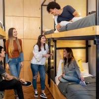 Single Bed in Dormitory Room with Air-Conditioning