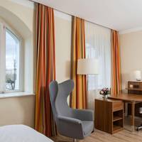 Standard Double or Twin Room with Extra bed (2 Adults + 1 Child)