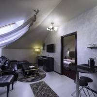 One-Bedroom Suite