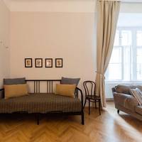 Cozy Two-Bedroom Apartment - Kurrentgasse 10, 1010 Vienna