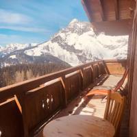 Deluxe Double or Twin Room with Mountain View