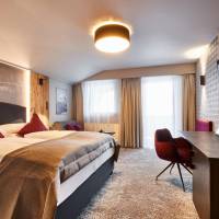 Double Room with Mountain View