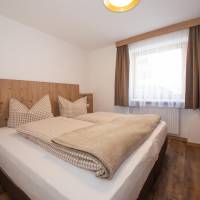 One-Bedroom Apartment with Balcony