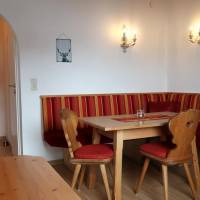 One-Bedroom Apartment with Balcony (3 Adults)